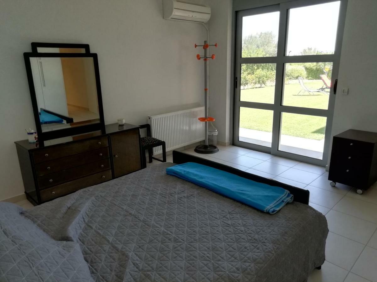 Dimitra Hotel Rafína Екстериор снимка
