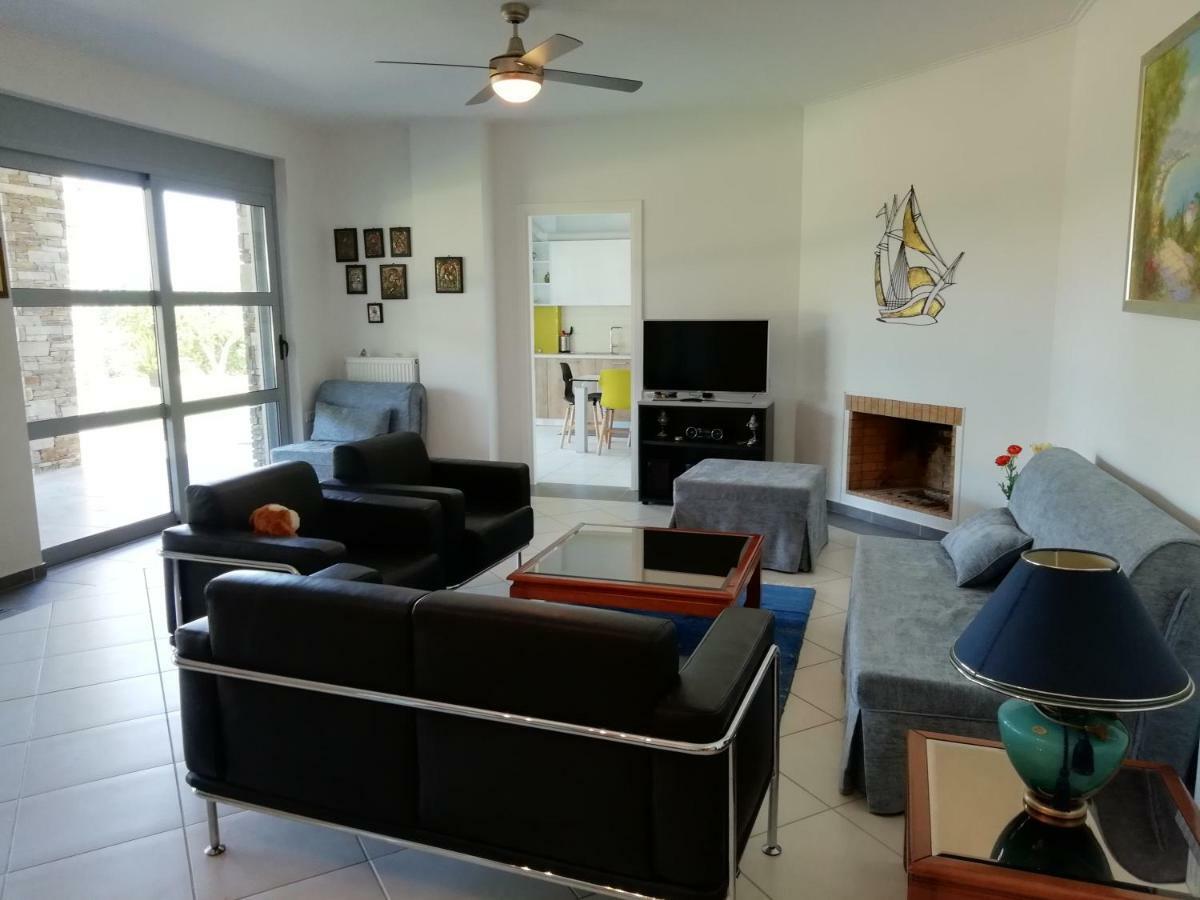 Dimitra Hotel Rafína Екстериор снимка